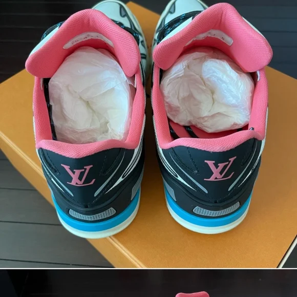 Men's Louis Vuitton Sneaker (US 10)